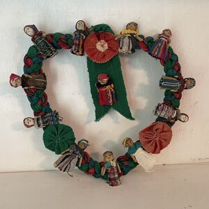 Guatemalan Peruvian Folk Art Worry Doll Heart Shaped Wreath‎ 12 Unique Dolls